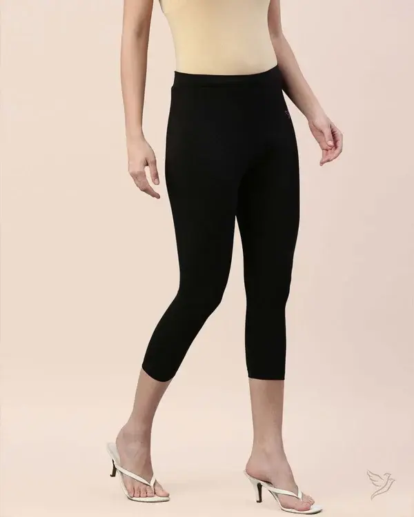 CAPRICARBLACK3.webp